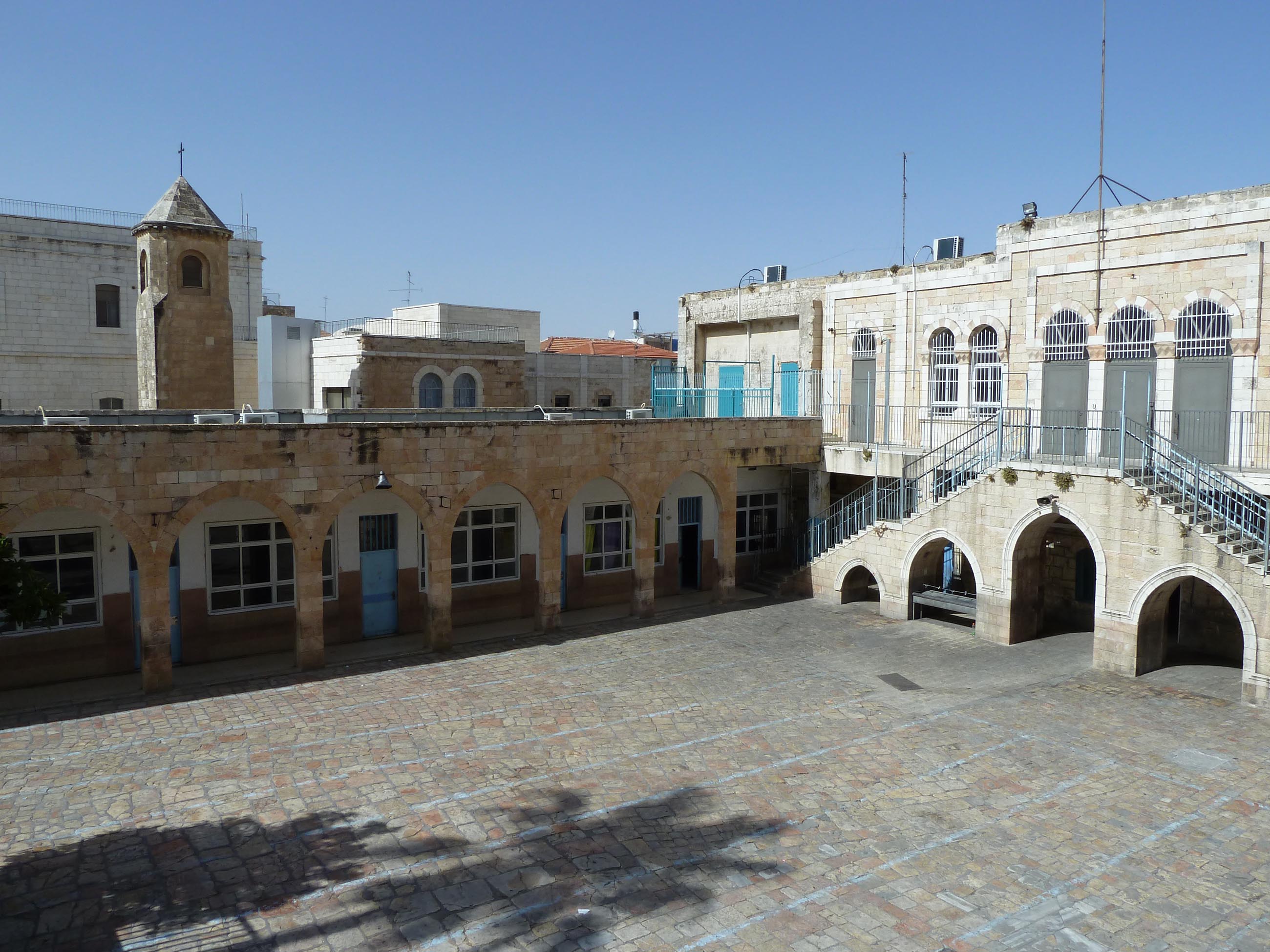 Al Umariya school