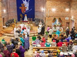 Перэгрынацыя фігуркі Маці Божай Фацімскай