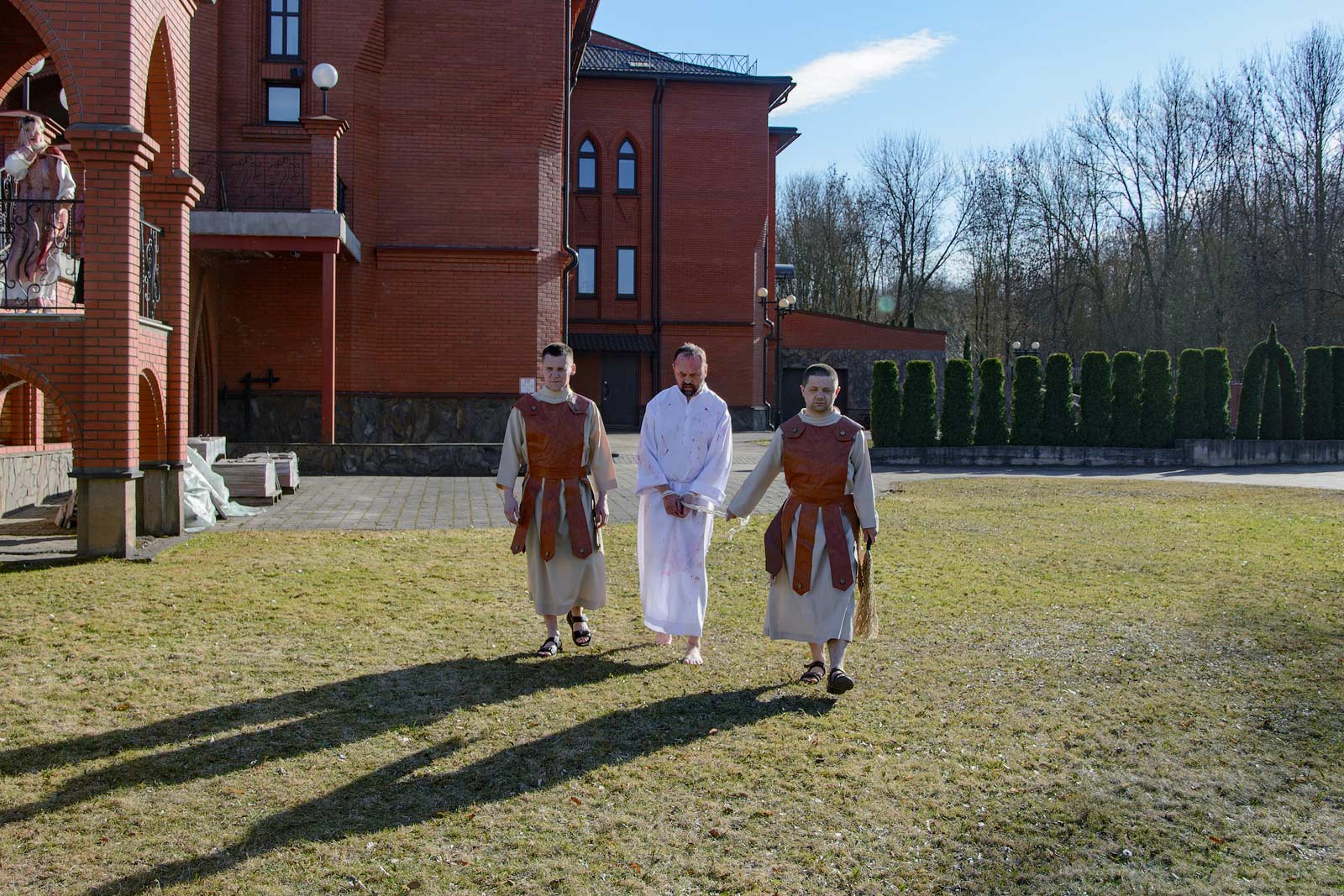 04_04_2026_tryduum2003