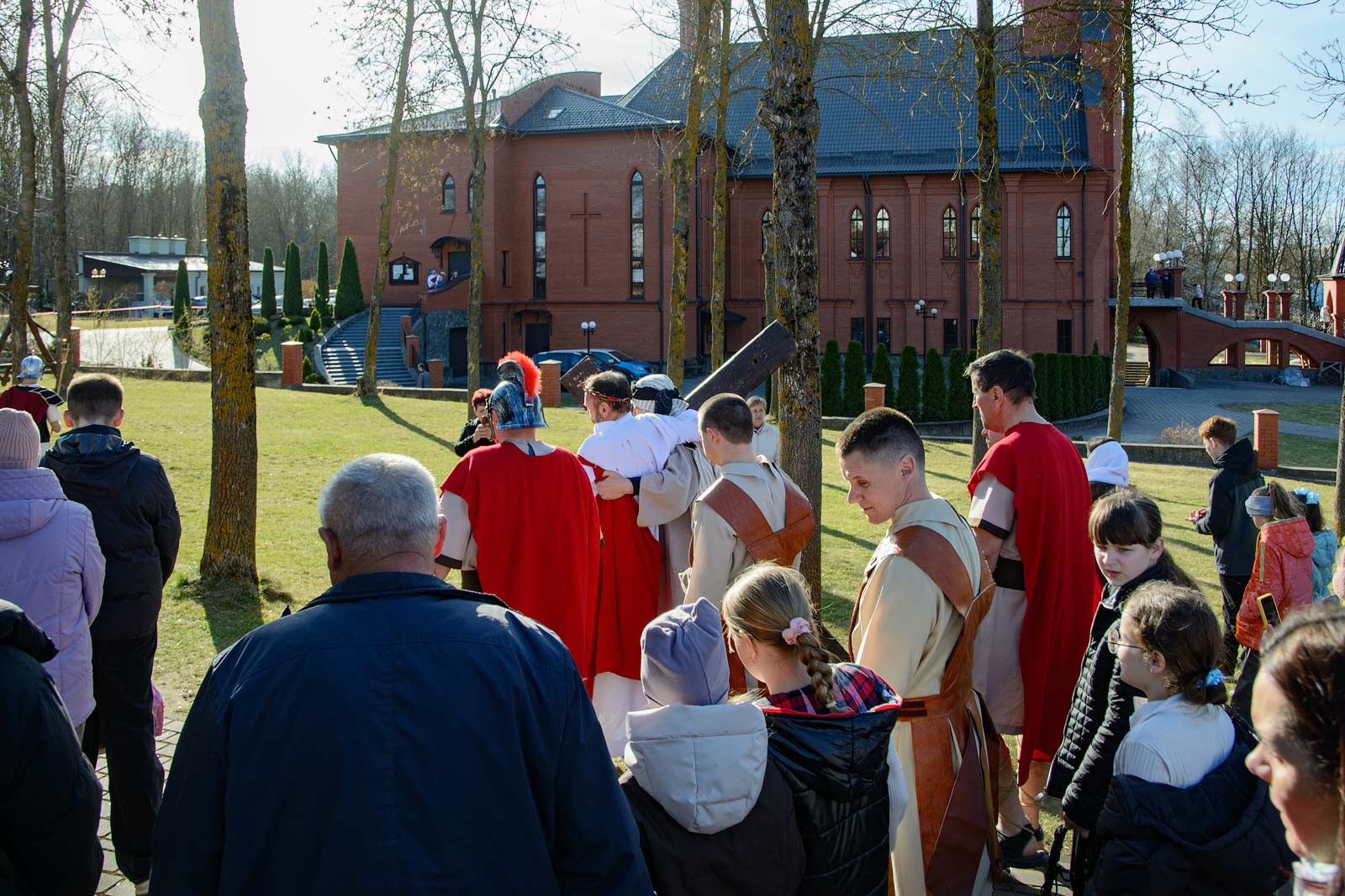 04_04_2026_tryduum2052