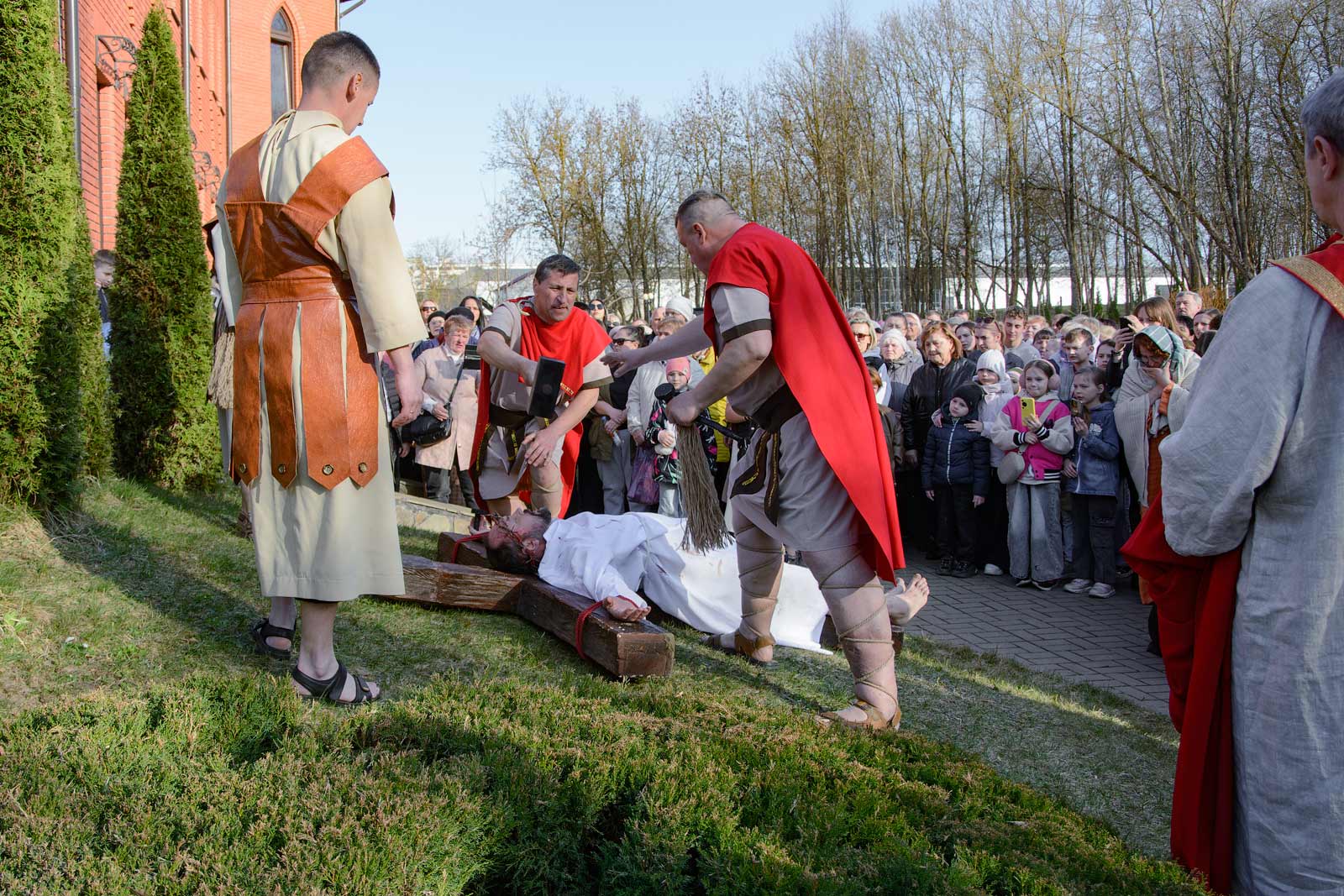 04_04_2026_tryduum2075