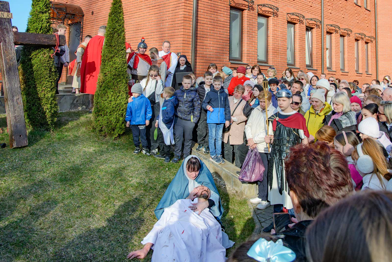 04_04_2026_tryduum2084