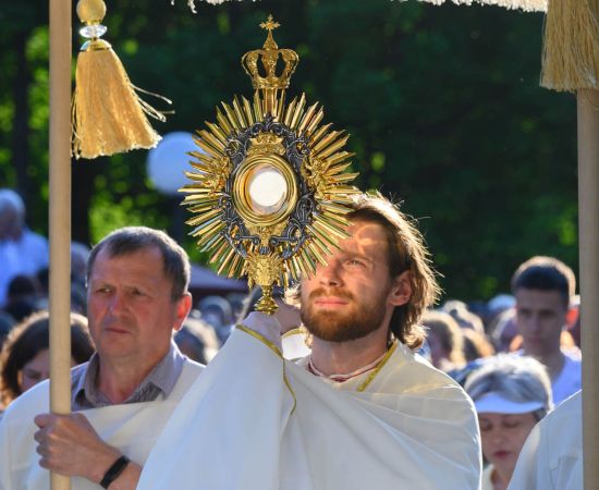 Obraz do wydarzenia Урачыстасць Найсвяцейшага Цела і Крыві Хрыста 08.06.2023