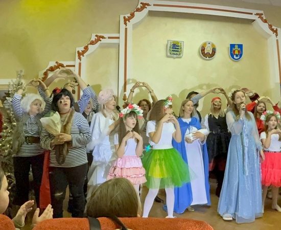 Obraz do wydarzenia Наша тэатральная група “Пілігрымы надзеі” на сцэне Палаца культуры