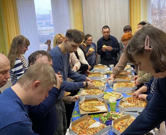 Obraz do wydarzenia Валанцёры Caritas правялі дзве дабрачынныя акцыі